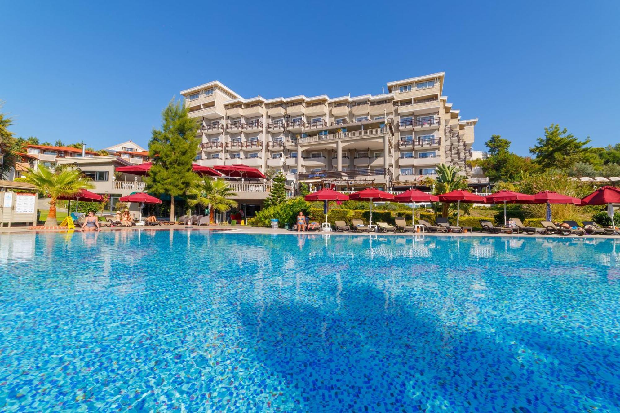 Justiniano Theodora Resort Okurcalar Esterno foto